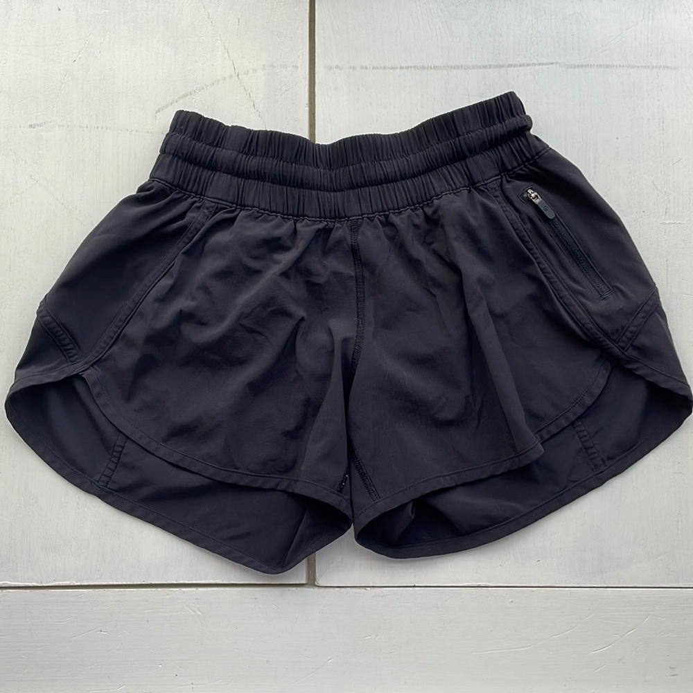 Lululemon black shorts